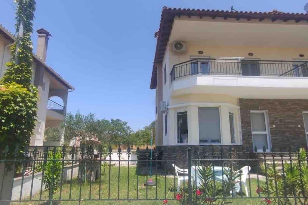 ΟΜΟΡΦΗ ΕΞΟΧΙΚΗ ΚΑΤΟΙΚΙΑ