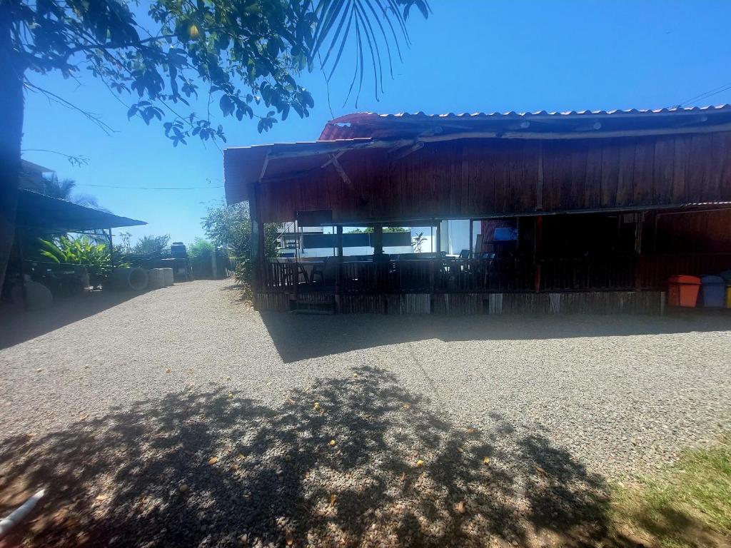 HOTEL QUEPOS PARAISO i photo 1