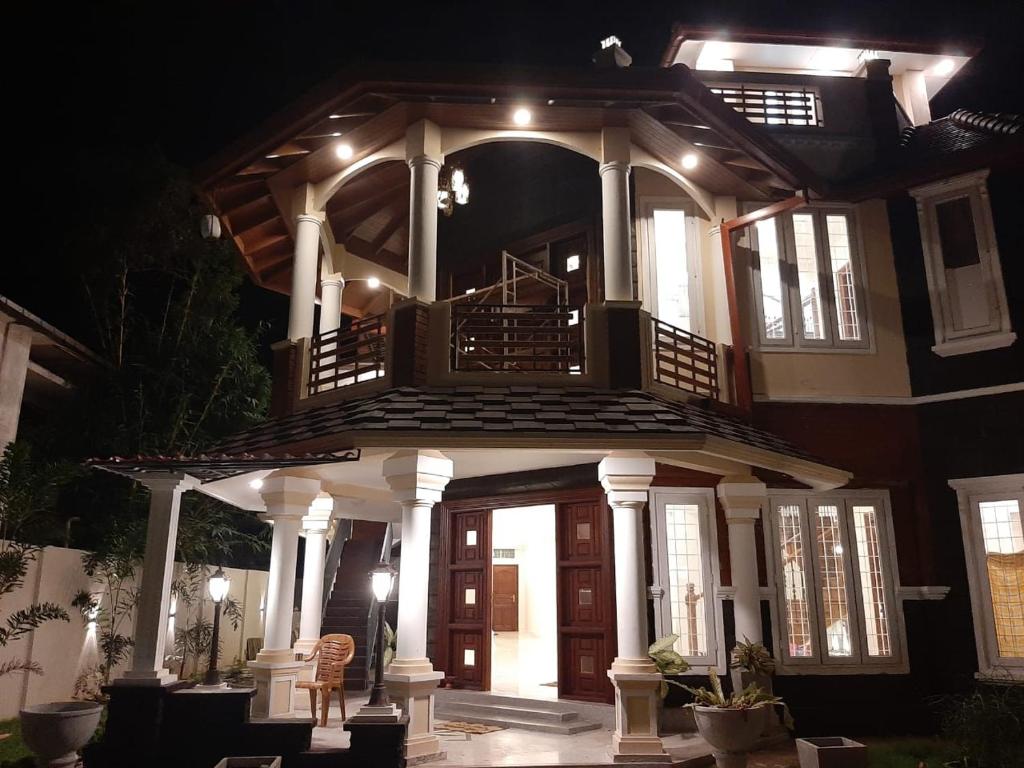 Royal Feather Jaffna photo 4