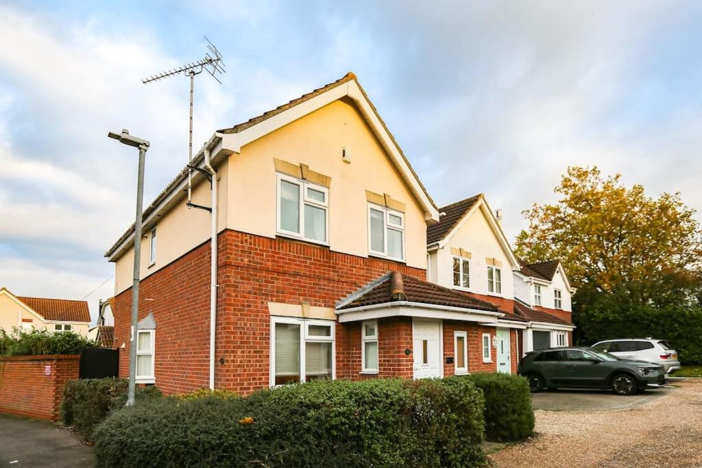Comfortable 3 bed house in Chelmsford