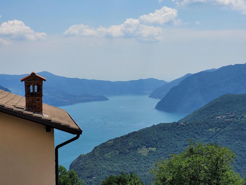 Peace and Lake Mountain Lake Iseo Hospitality photo 3