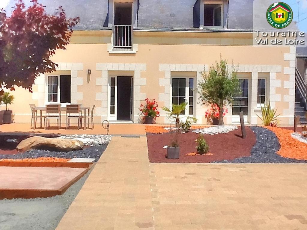 Gîte Benais, 4 pièces, 6 personnes - FR-1-381-473 photo 3