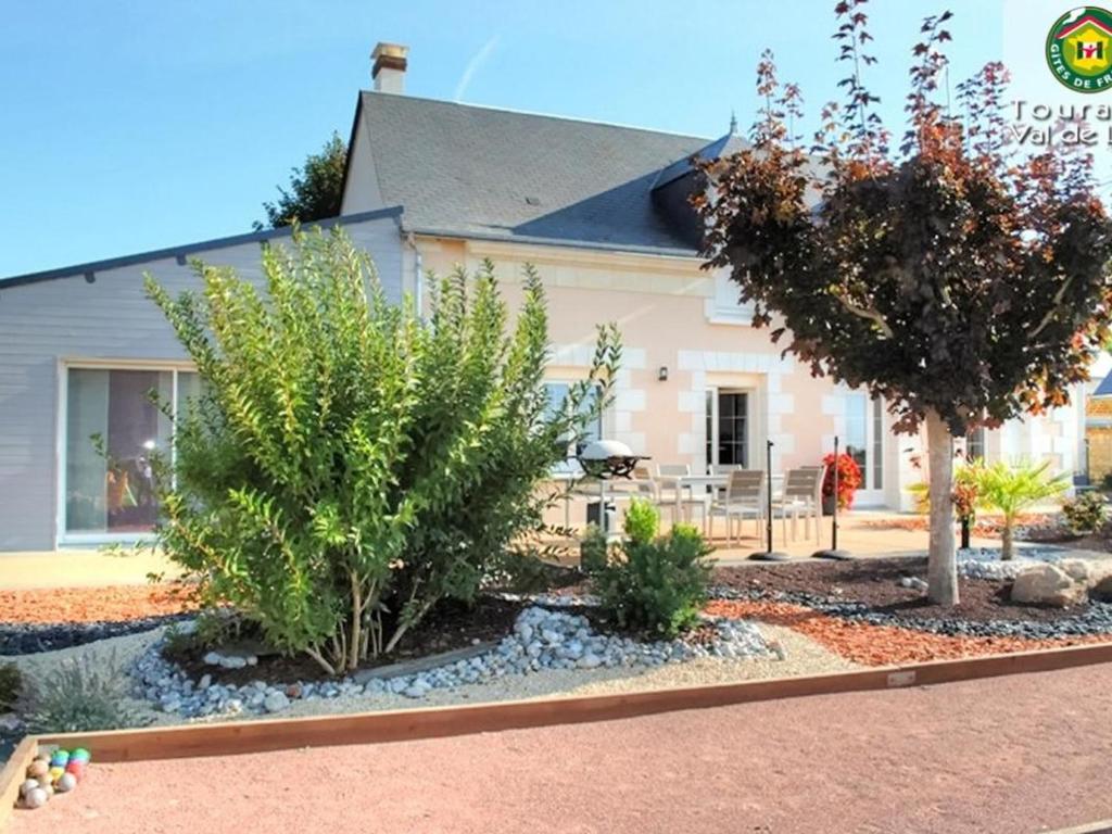 Gîte Benais, 4 pièces, 6 personnes - FR-1-381-473 photo 4