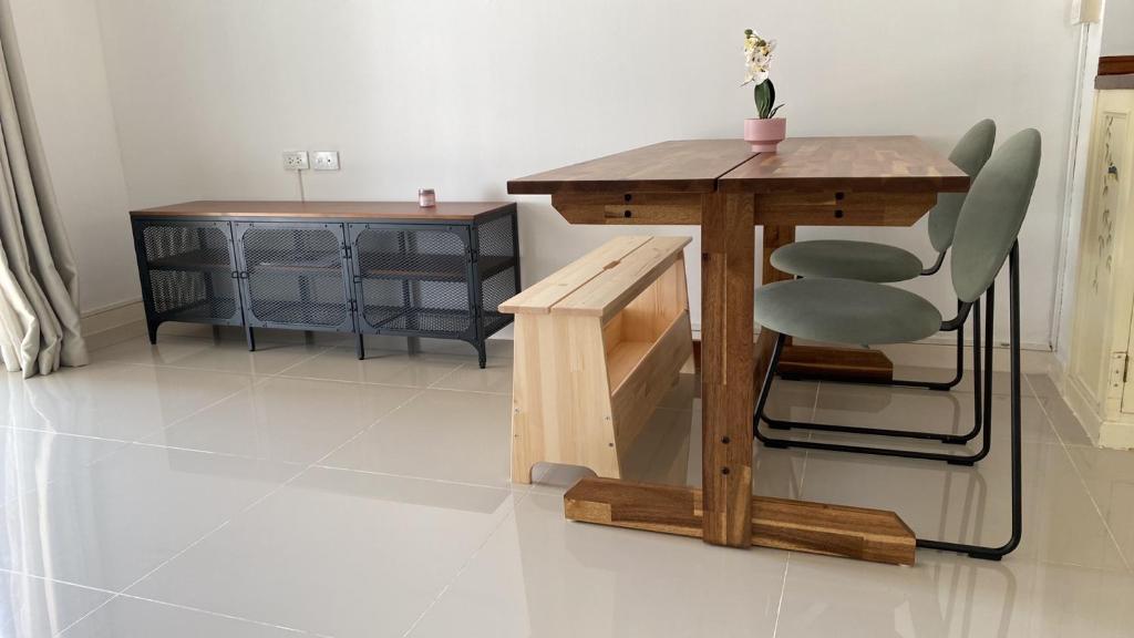 Indy 2 Bangna KM 7 Cozy Townhome near Ikea Mega Bangna 15m to Airport photo 3
