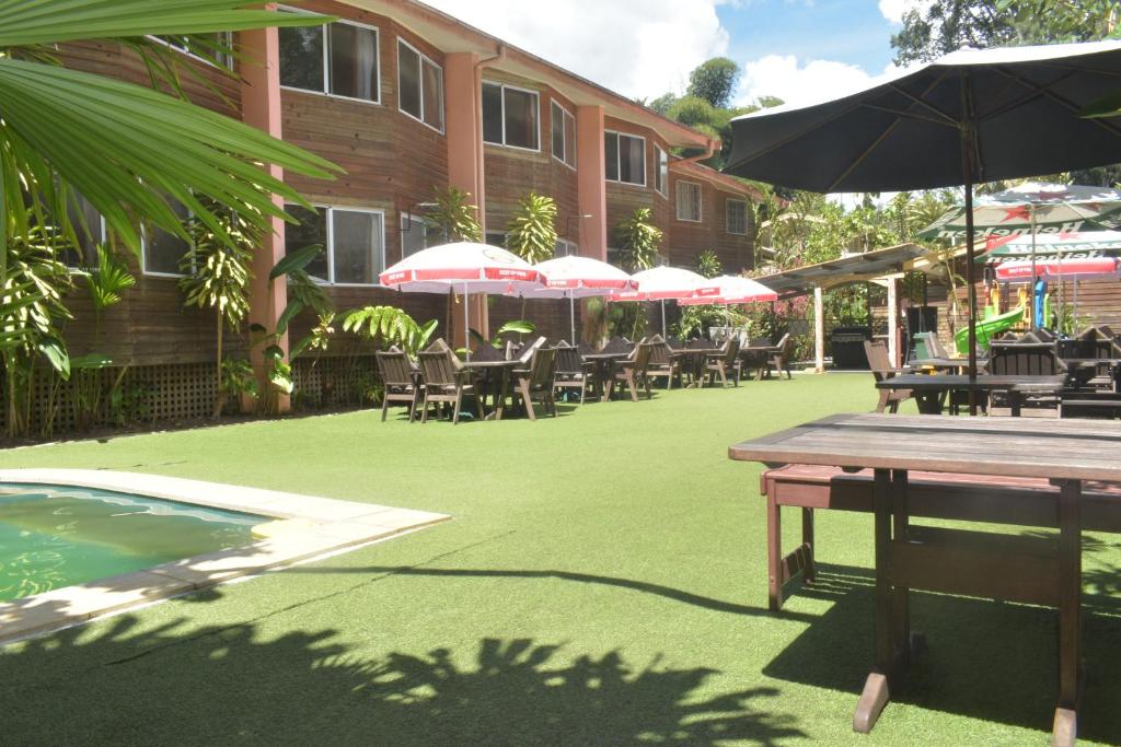 Pacific Gardens Hotel