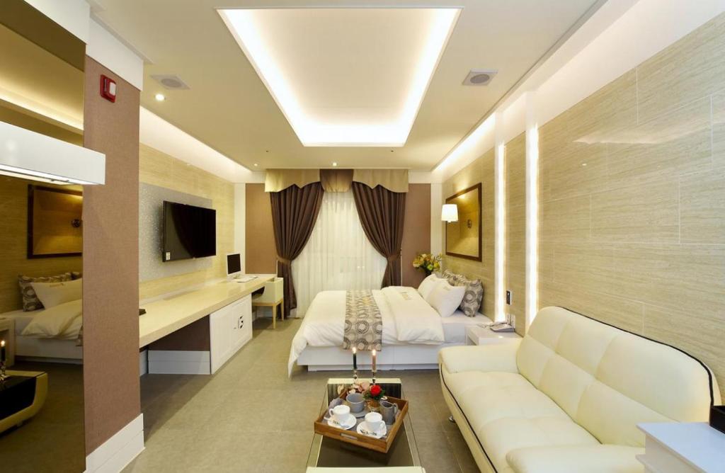 Gentleman Hotel photo 4