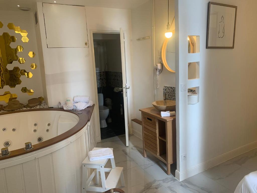 New Suite & SPA - Cannes Centre - Croisette photo 2