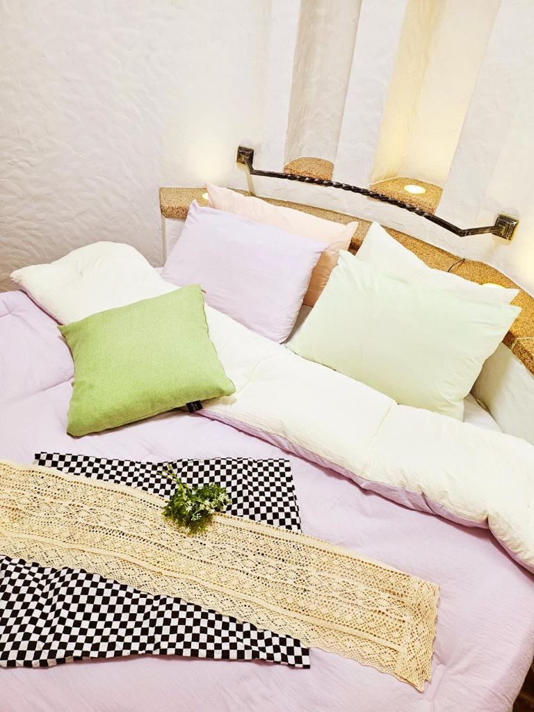 Stay In photo 1