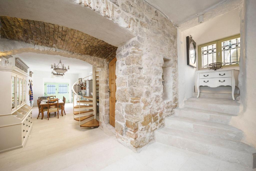 The Stone House photo 1