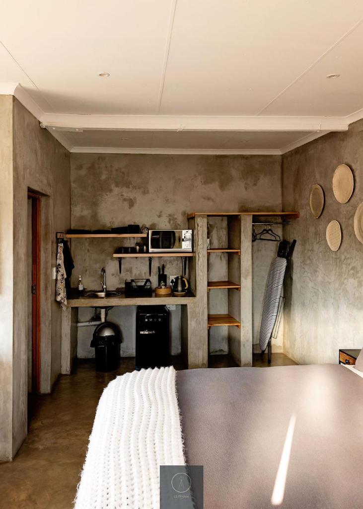 Guest Room at Joubert photo 3