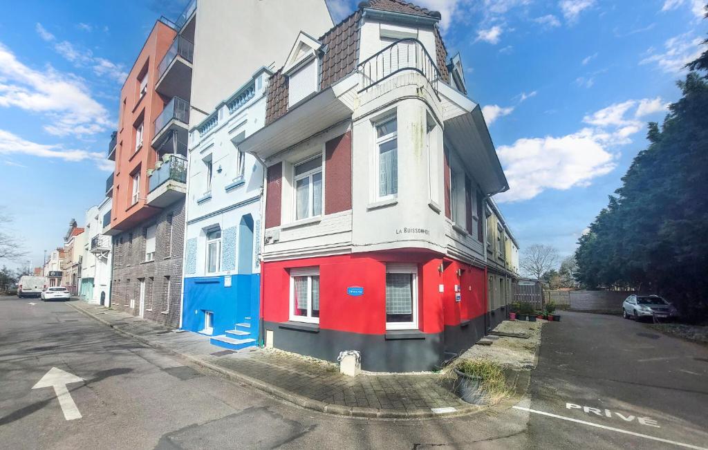 3 Bedroom Lovely Home In Dunkerque