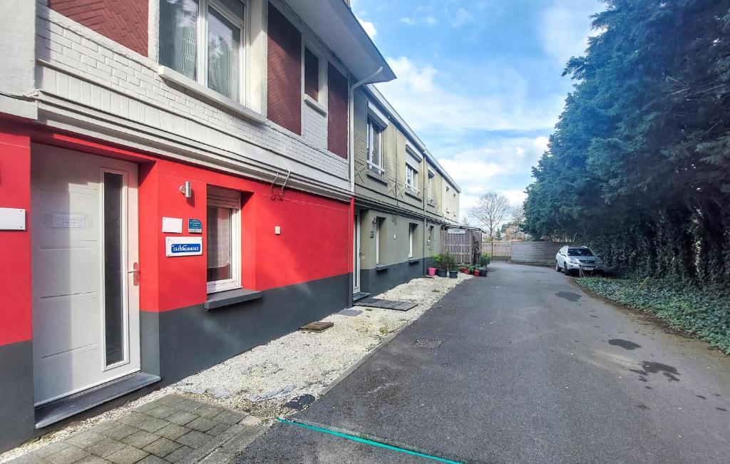 3 Bedroom Lovely Home In Dunkerque photo 1