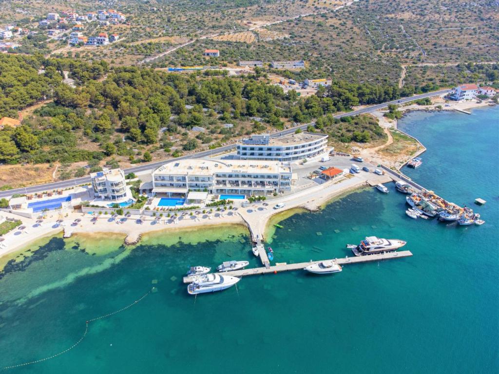 Apartment Perla Resort-13 by Interhome photo 4