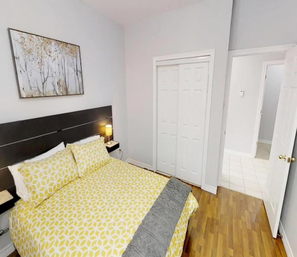 Bright Cozy Condo The Heart of Uptown 2BED Coffee & tea photo 1