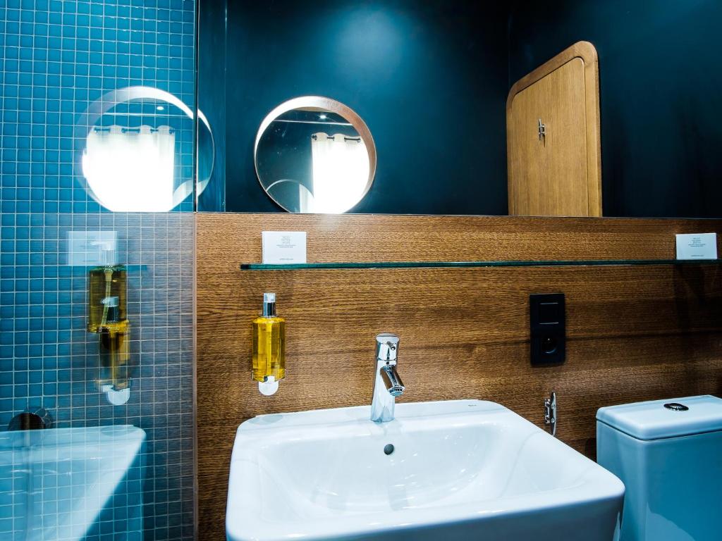 Двухместный (Double Room Danube with Balcony), Botel Dunajský Pivovar