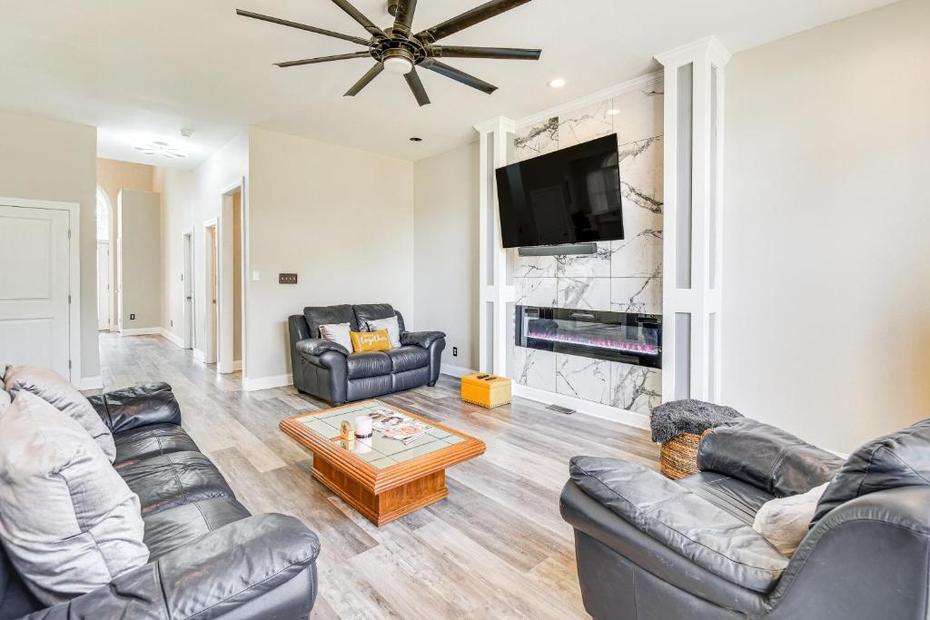 Spacious Hampton Vacation Home Near Beaches! photo 3