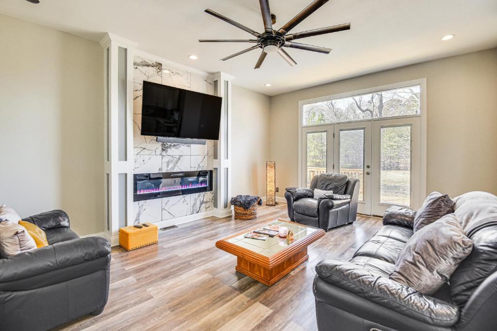 Spacious Hampton Vacation Home Near Beaches! photo 2
