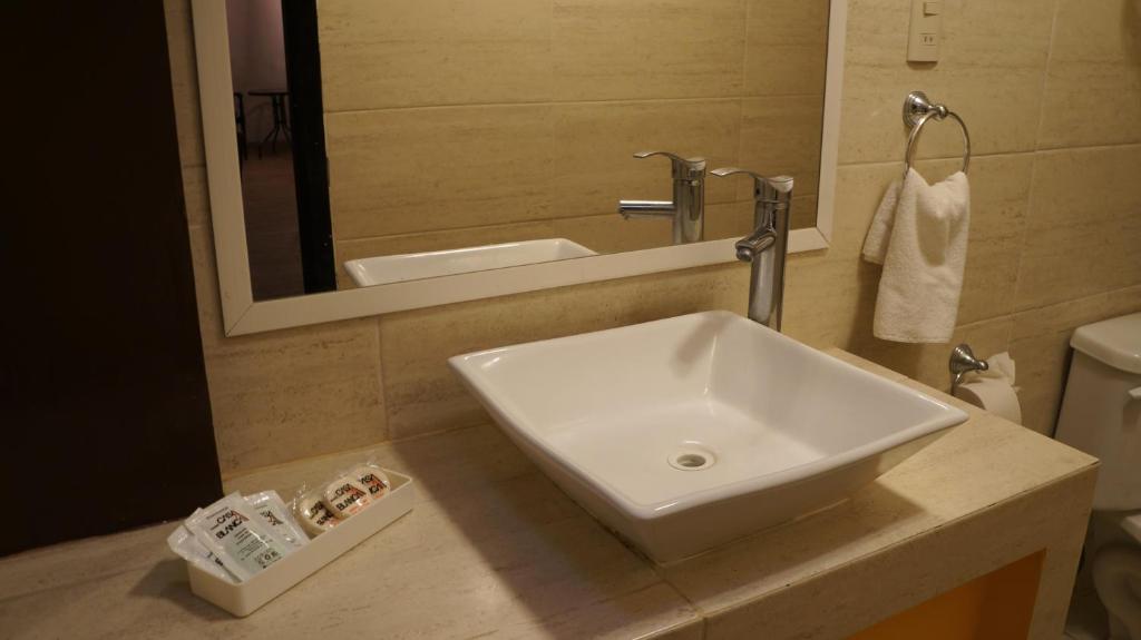 Hotel Casa Blanca photo 4