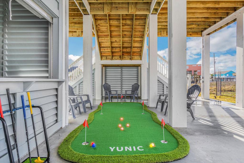 Luxury Beach House Glow in dark golf Game Room