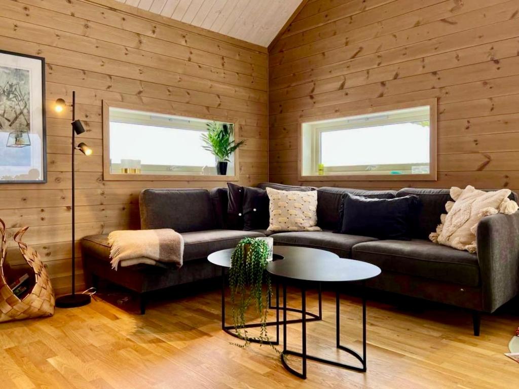 Cozy cabin on Sjusjølia by the trail network sauna photo 1