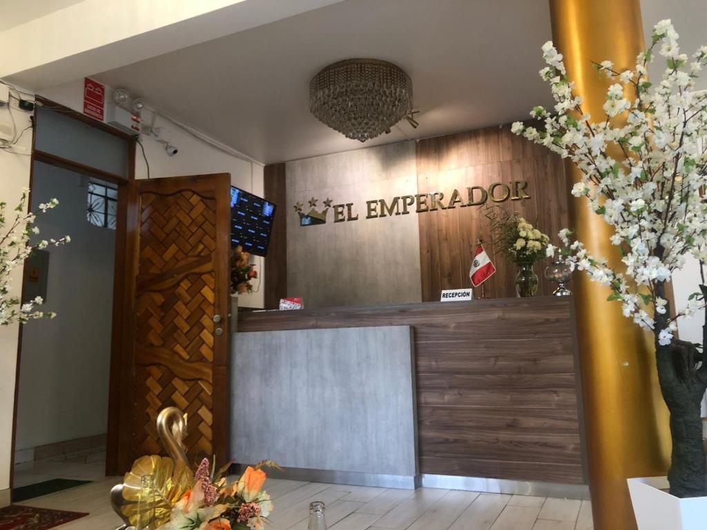 EL EMPERADOR PARK HOTEL