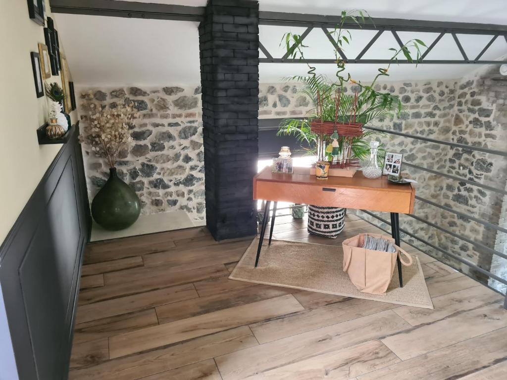 Grand loft avec Piscine aux Portes des Cévennes photo 1