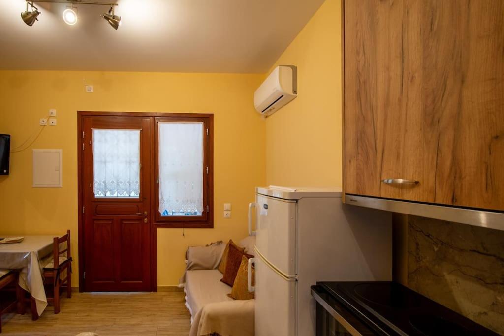 Helen’s home photo 3