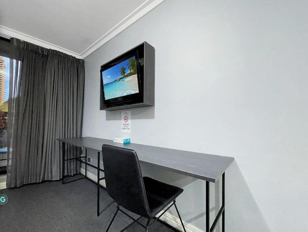 MetaWise Sydney CBD Haymarket City View 1Bed photo 4