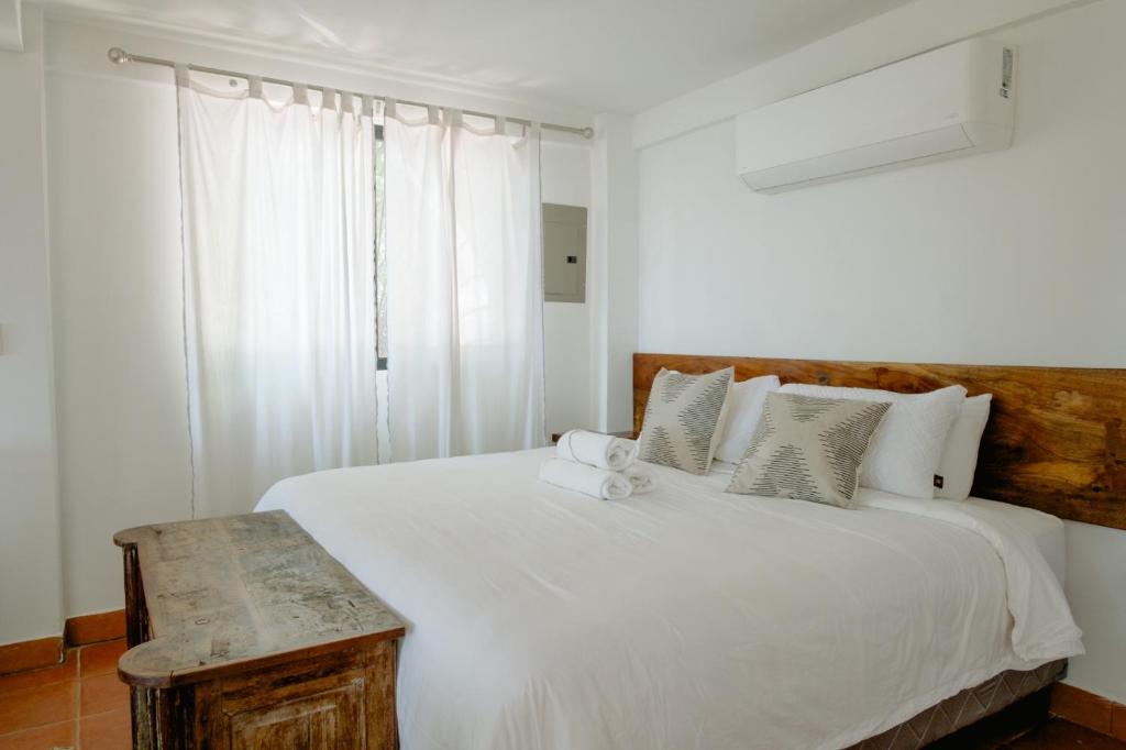 Ocean view studio in Pelada! photo 1