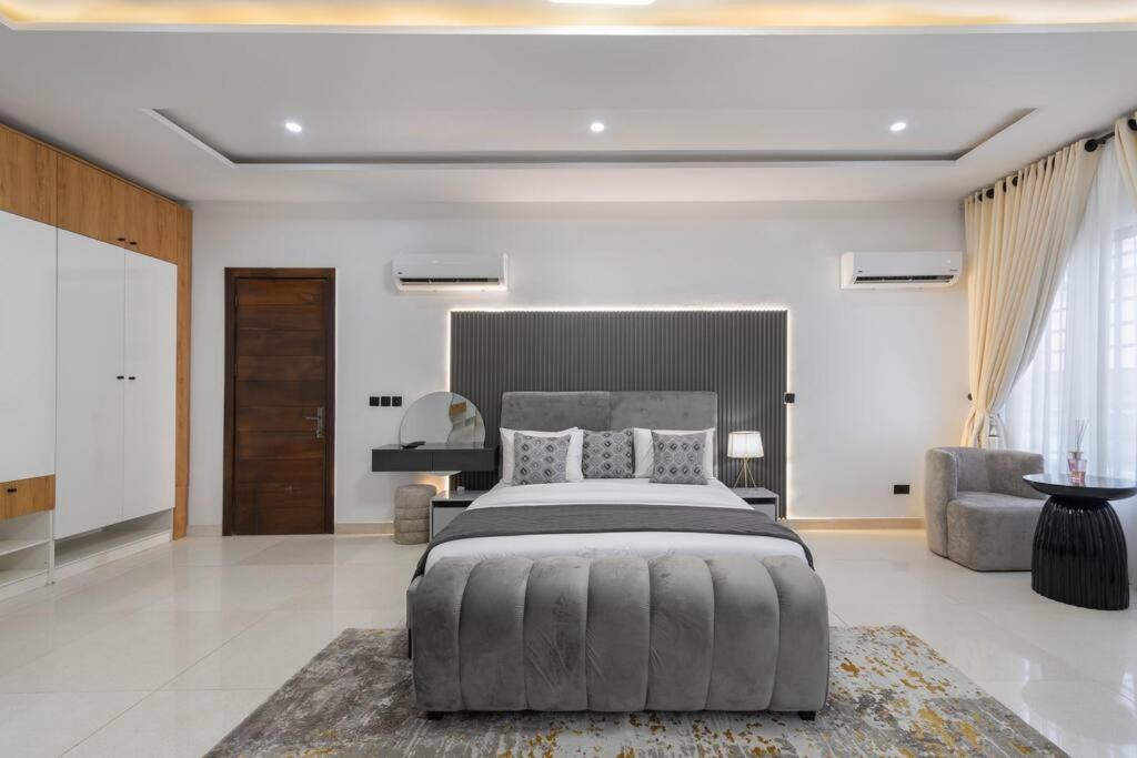 Ikoyi Heights Apartment photo 2