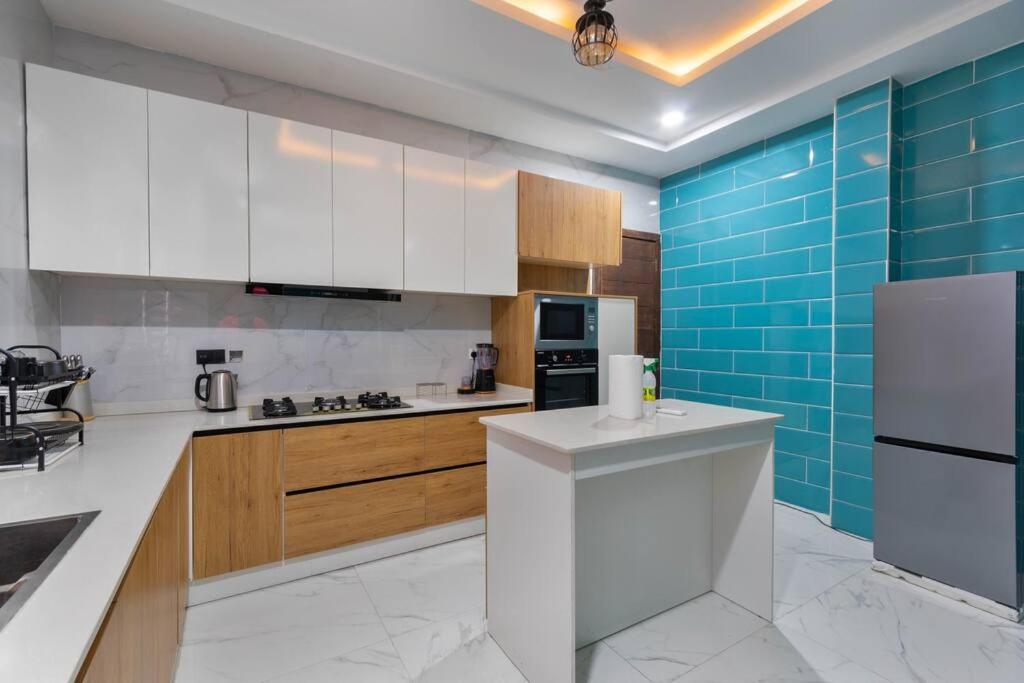 Ikoyi Heights Apartment photo 3