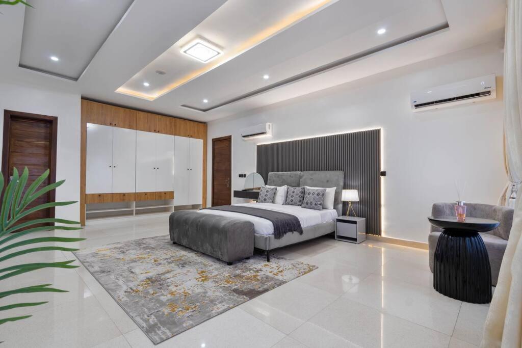 Ikoyi Heights Apartment photo 4