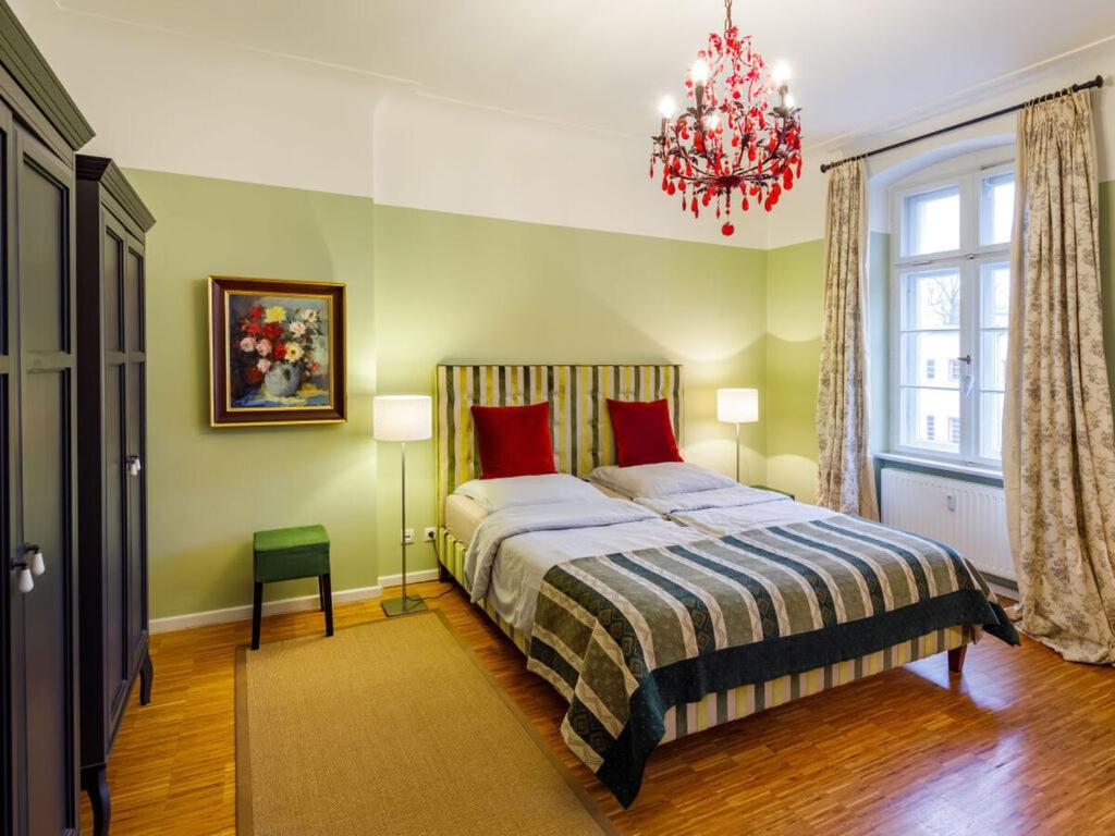 Nice Apartment in Potsdam - Tap to explore photos
