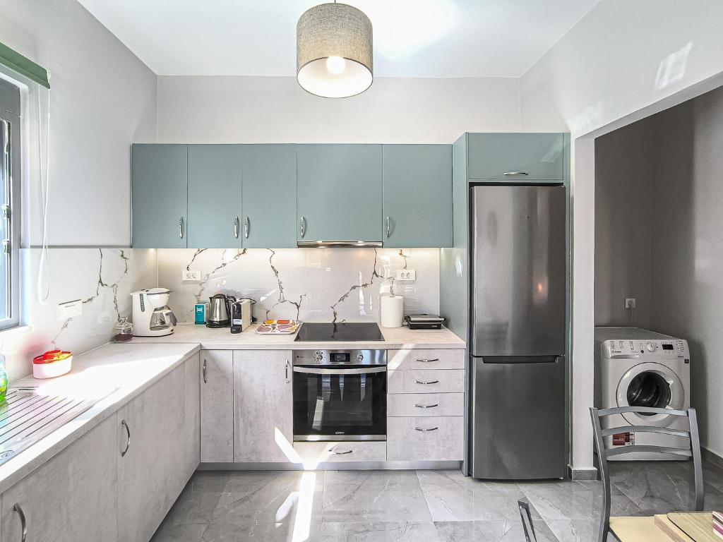 Newly Built House Steps from the Beach: Everything Within Walking Distance - Enjoy a Car-Free Stay photo 4