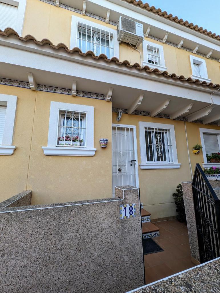 2 Bedroom Algorfa Townhouse with Pool photo 4
