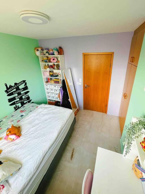 Family friendly home close to golden circle and to city central! photo 2