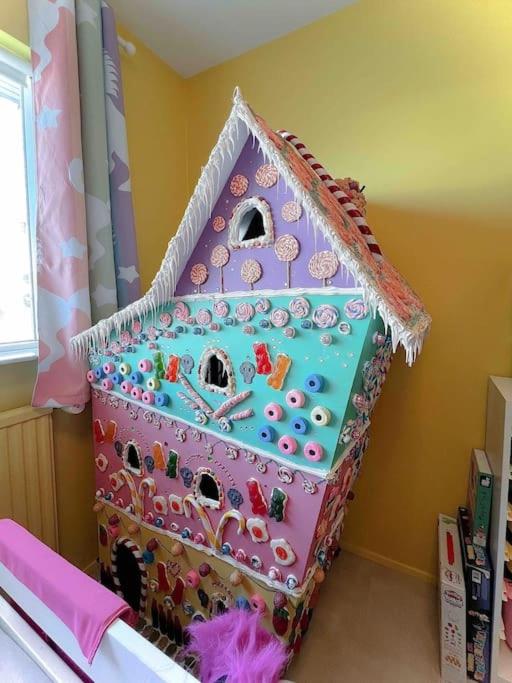 Family friendly home close to golden circle and to city central! photo 3