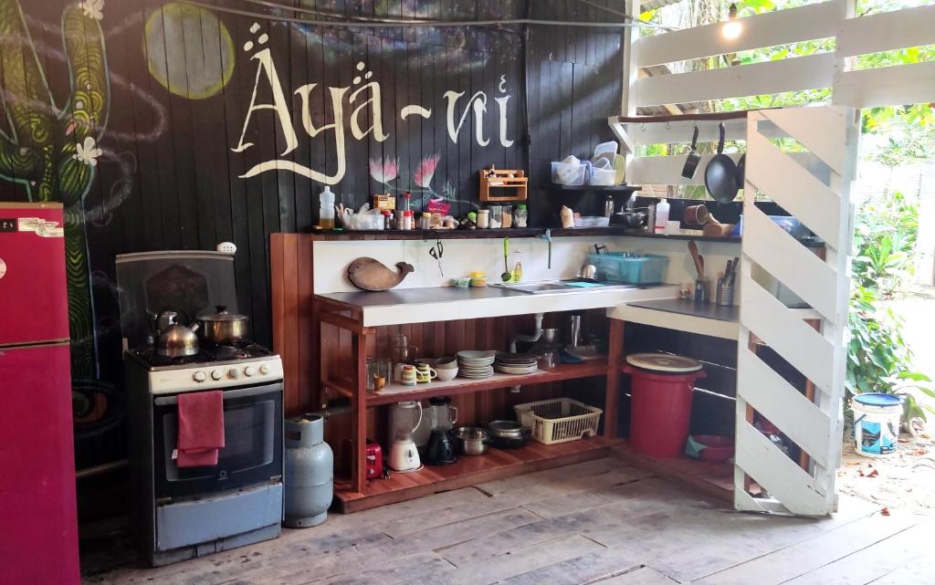 AYA NI photo 3