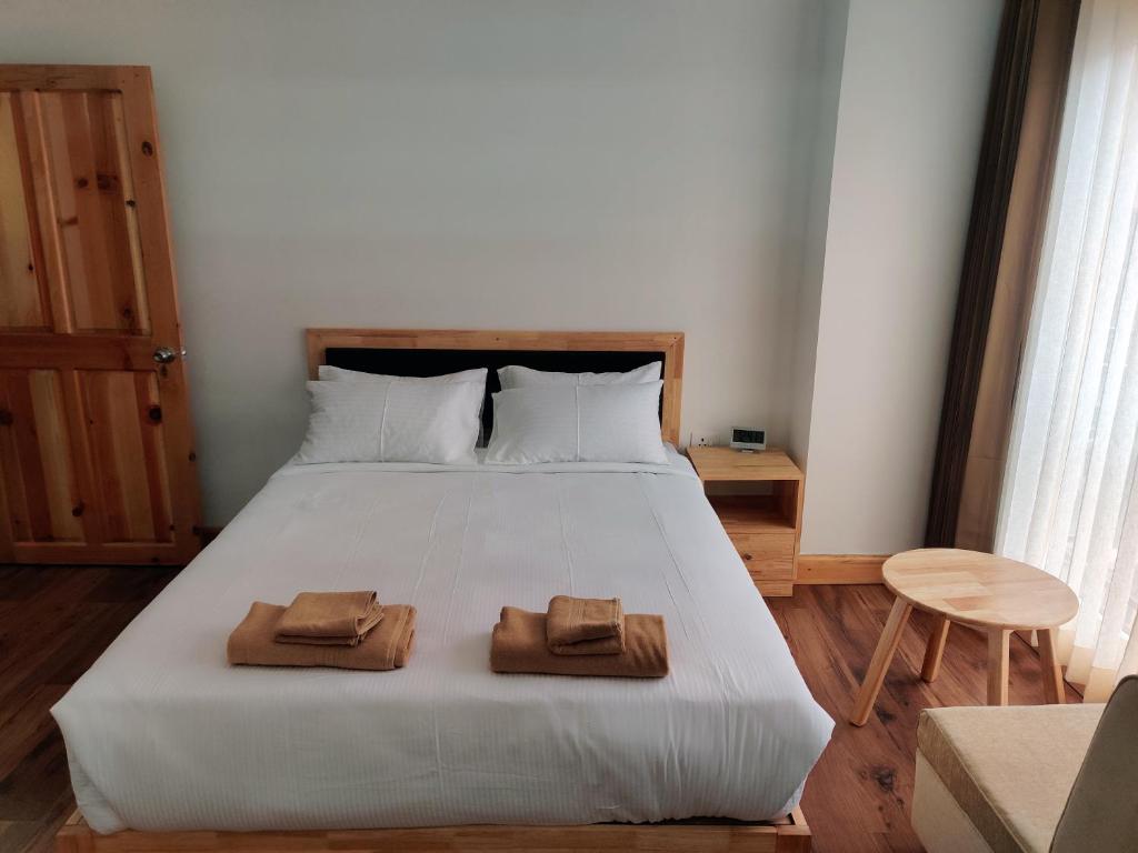 Happy apartment photo 2