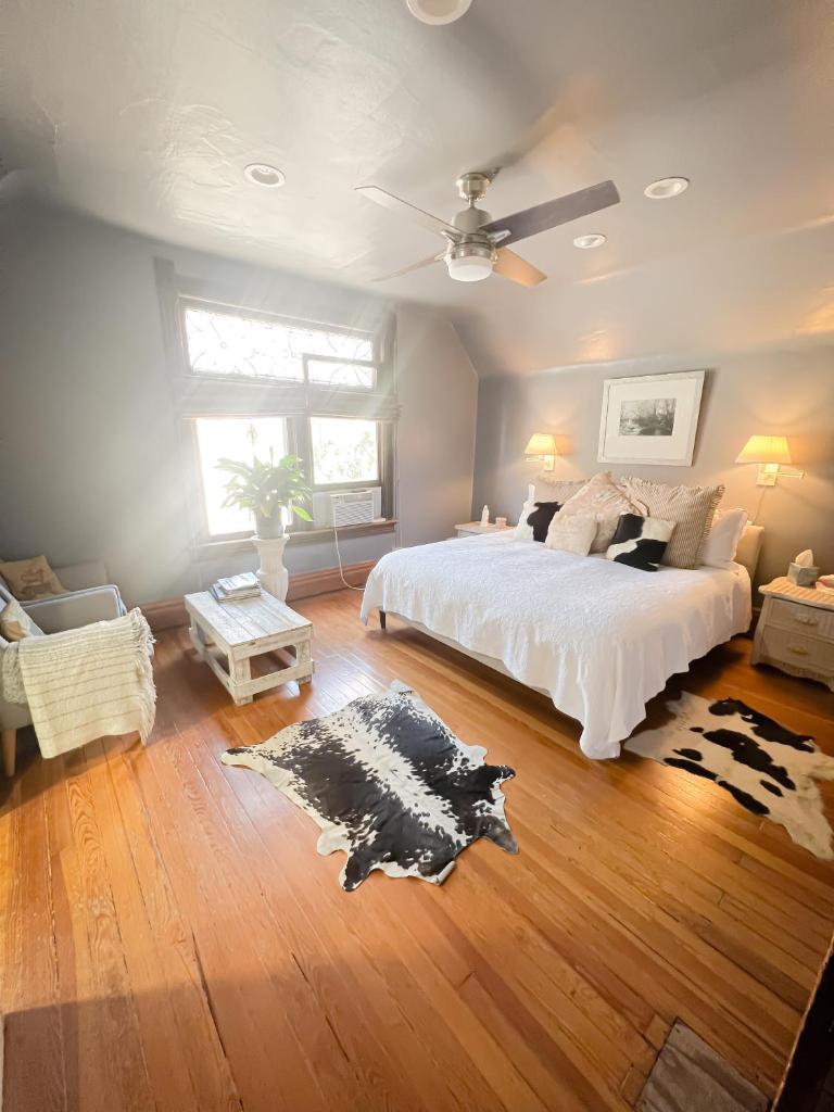 Off Broadway B & B photo 3