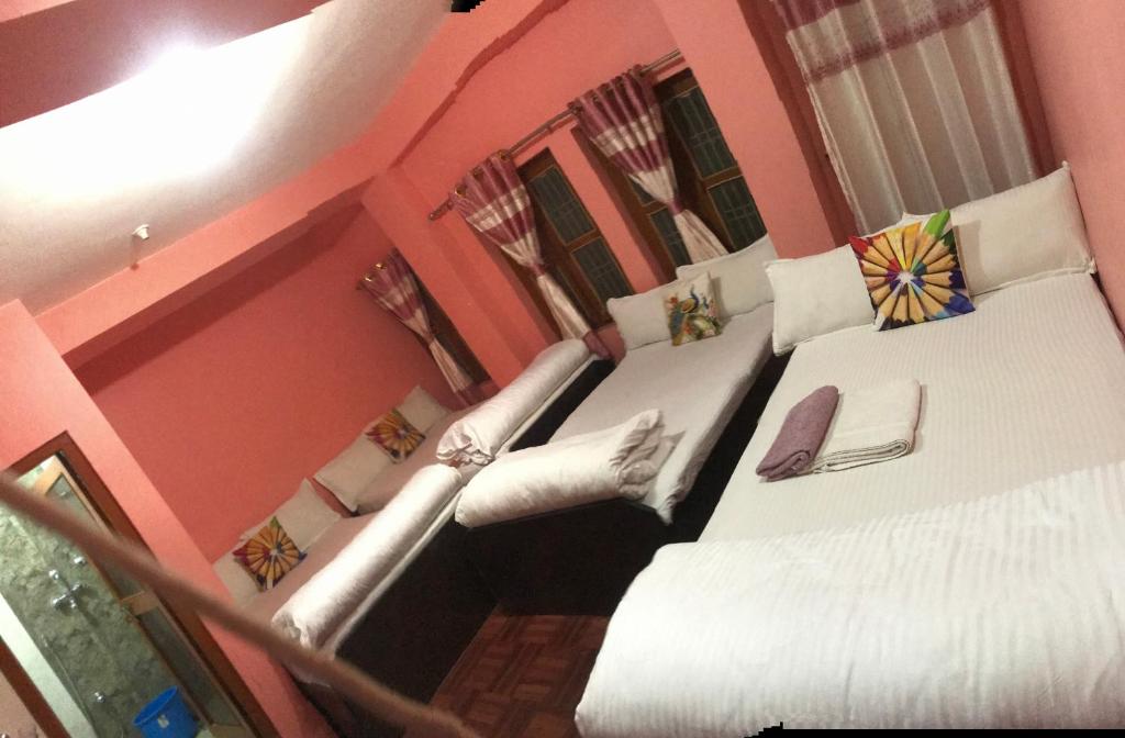 Shristi Hotel & Lodge photo 1