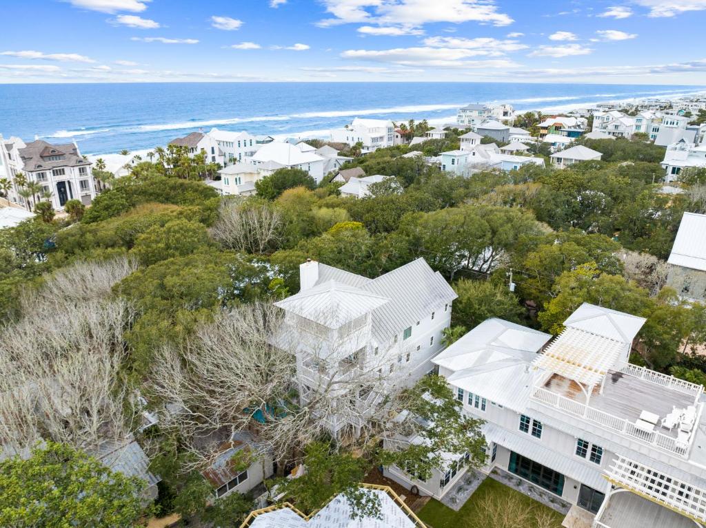 Serenity Now - Private Pool,5 Bikes,Gulf Views, Steps to the Beach and Seaside! photo 4