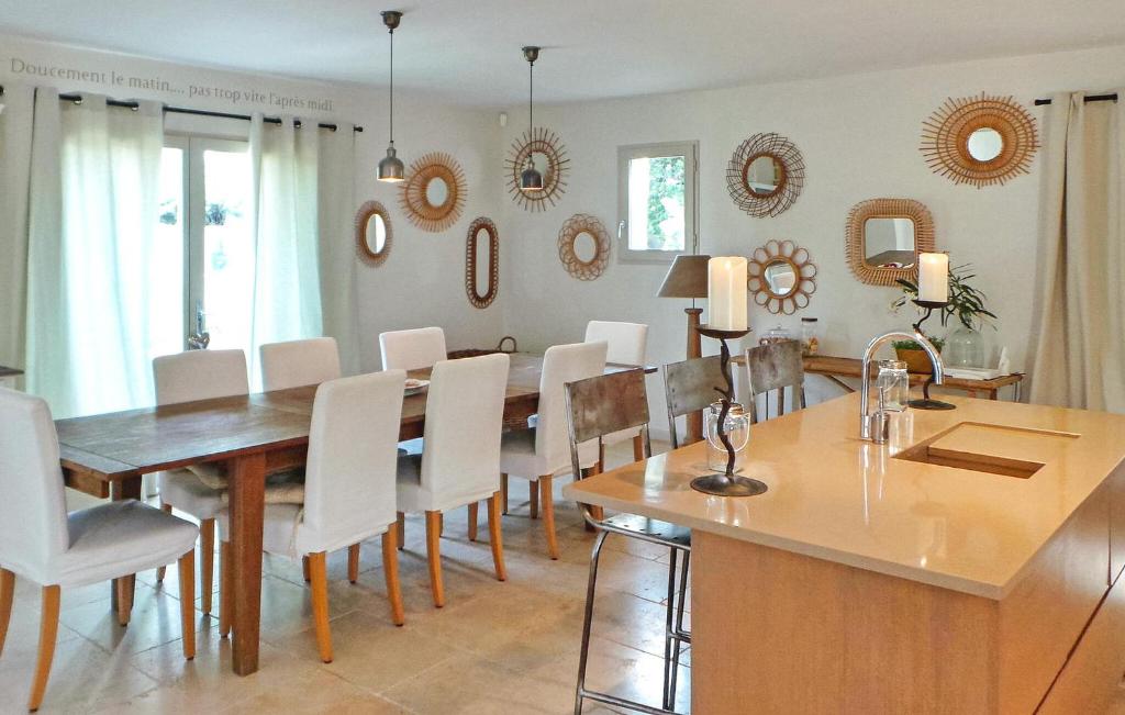 Cozy Home In Paradou Centre With Heated Swimming Pool photo 1