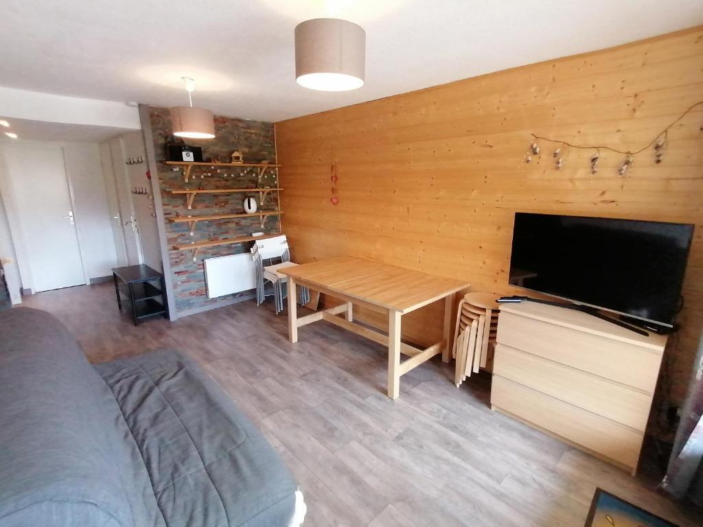 Appartement Saint-François-Longchamp, 3 pièces, 6 personnes - FR-1-635-136