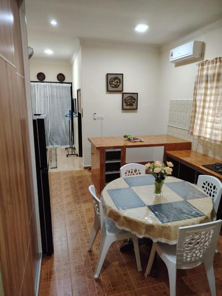 Sri MaLati Homestay and Event Space photo 2
