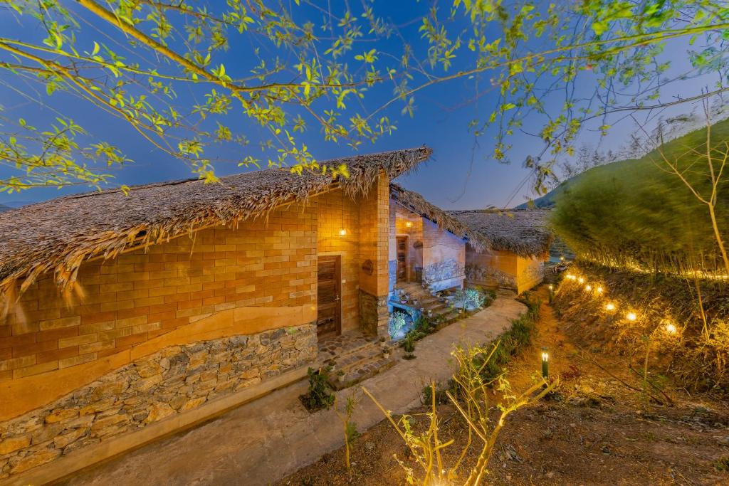 Sapaxa Spring Garden Ecolodge