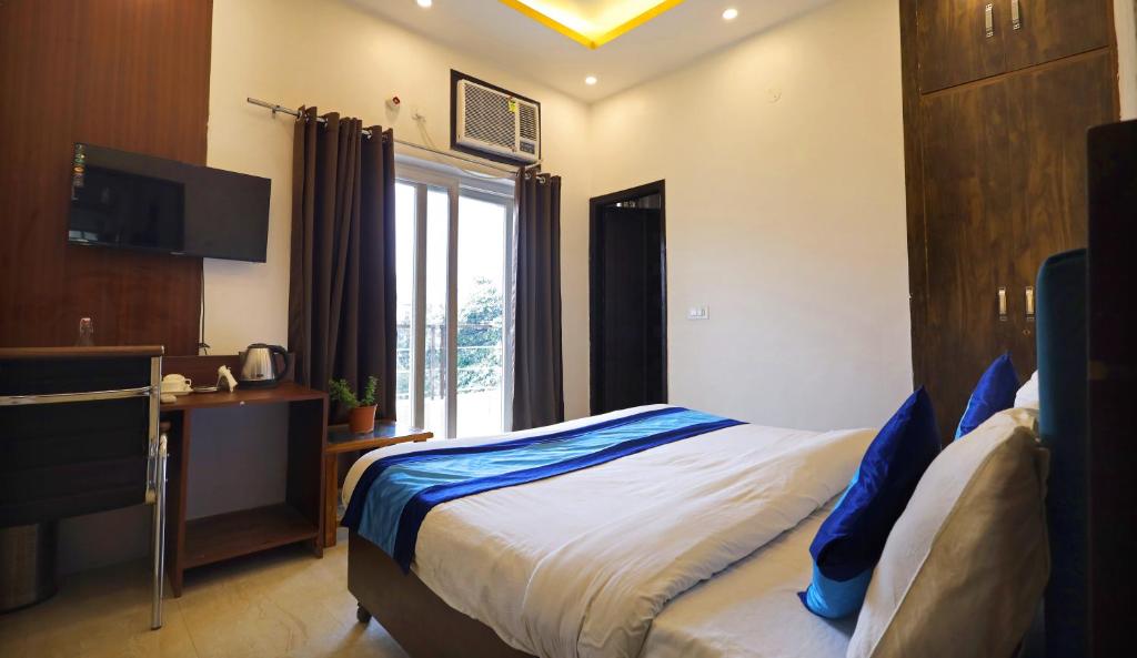 Hotel Admire Stay