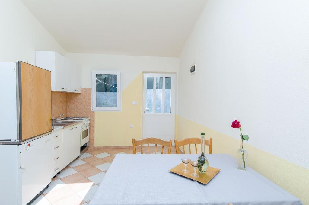 Apartments Sandra photo 2