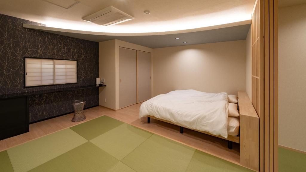 UTAKATA HOTEL HIMEJI photo 3