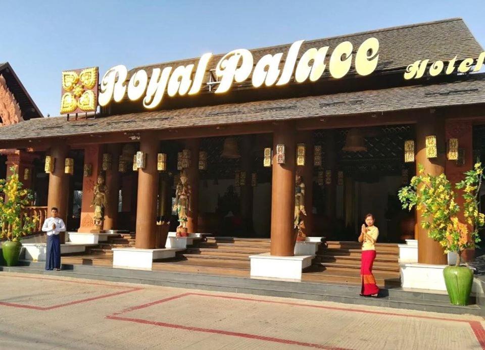 Royal Palace Hotel photo 4